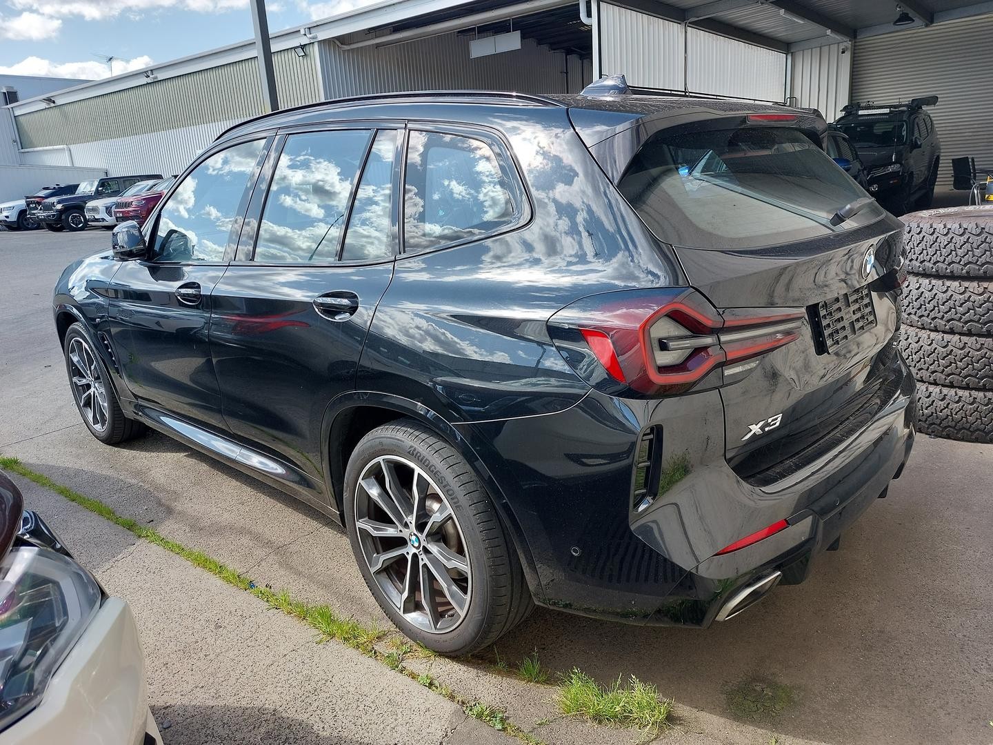 BMW X3 image 2