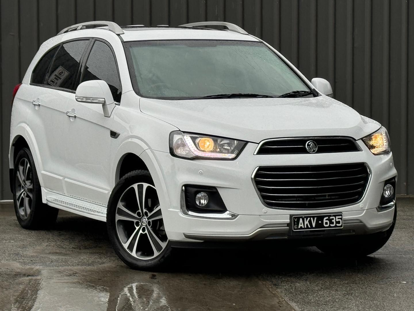 Holden Captiva image 1