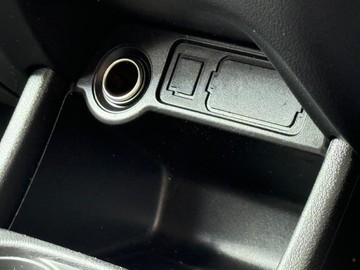 https://dvg-vehicle-assets.s3.amazonaws.com/1307158/101ook5vy9m01rp4o9asopoem.jpg