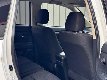 https://dvg-vehicle-assets.s3.amazonaws.com/1307158/a5twzmiv2uy5b8twg8fss5ec4.jpg
