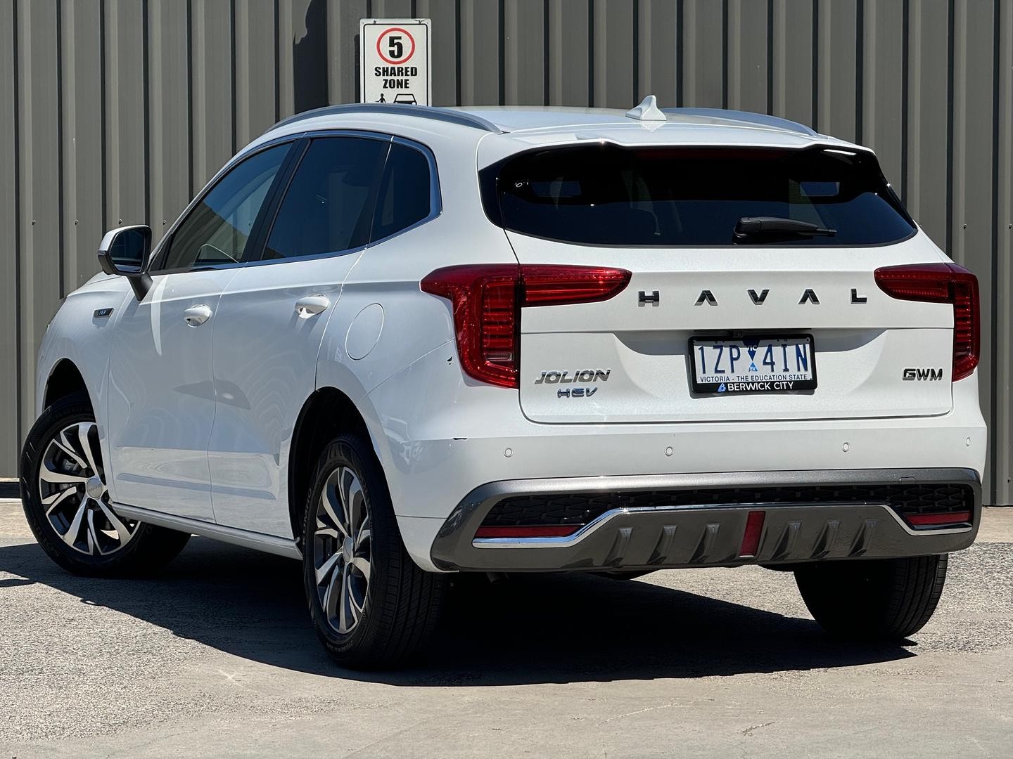 Gwm Haval Jolion image 3