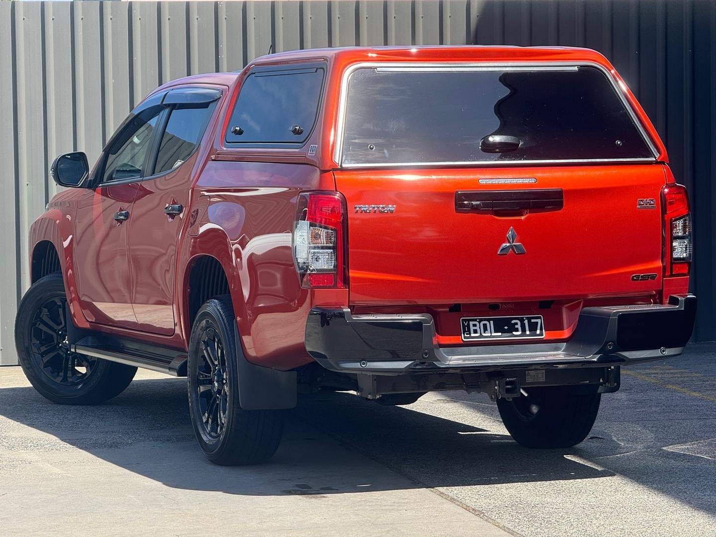 Mitsubishi Triton image 3