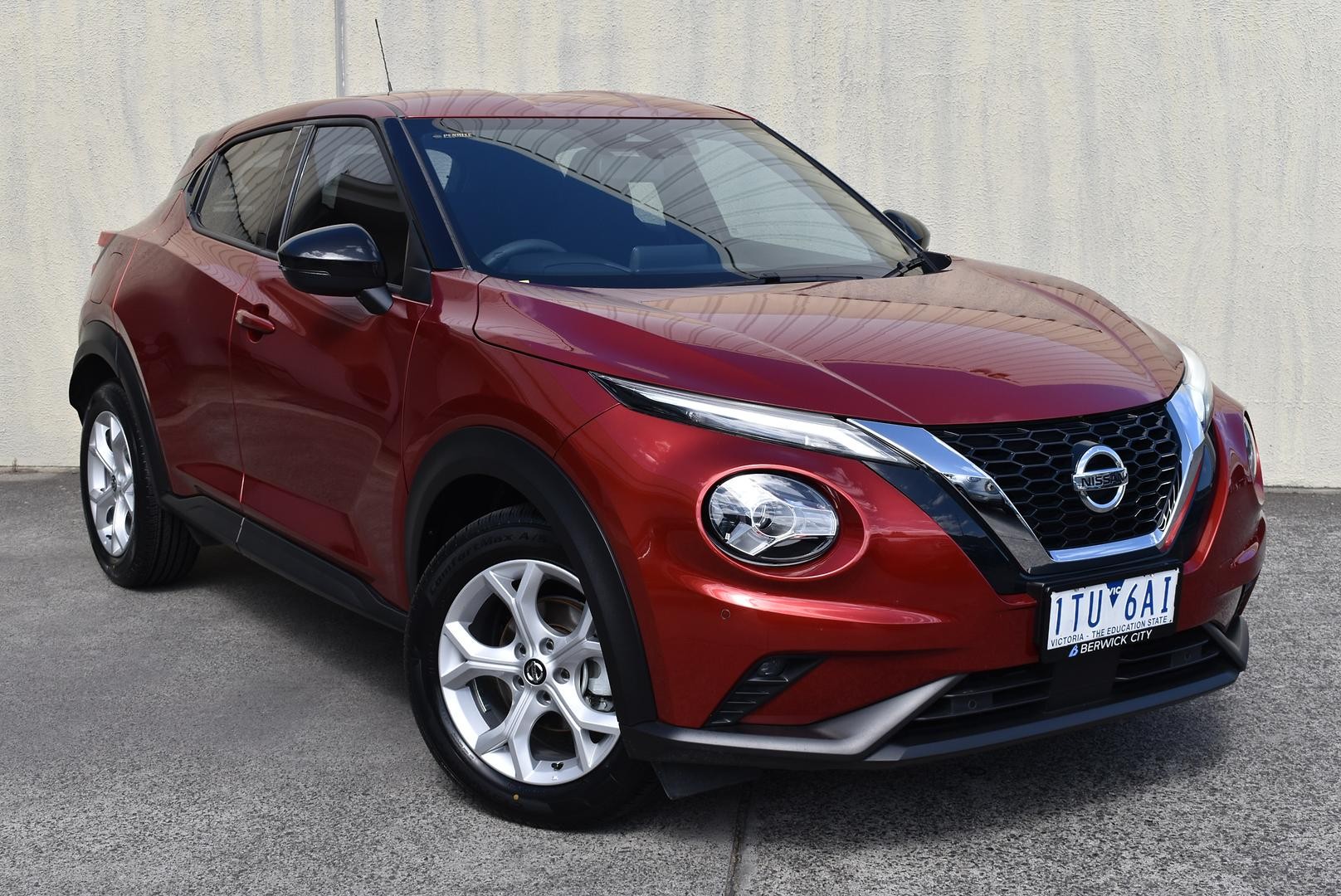 Nissan Juke image 1