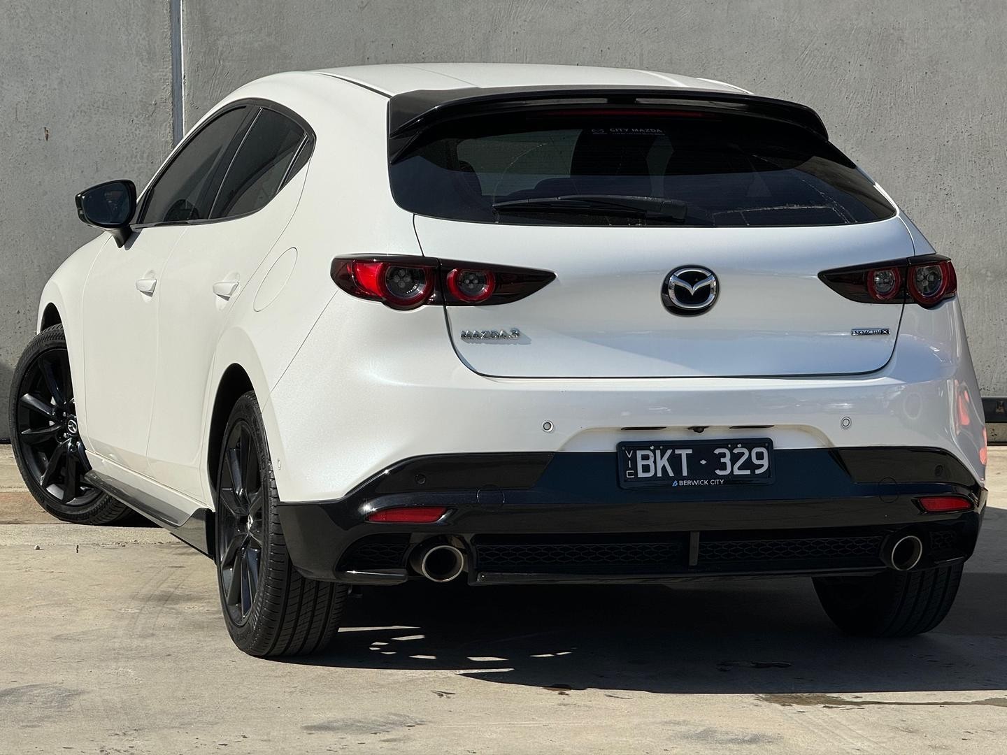 Mazda 3 image 3