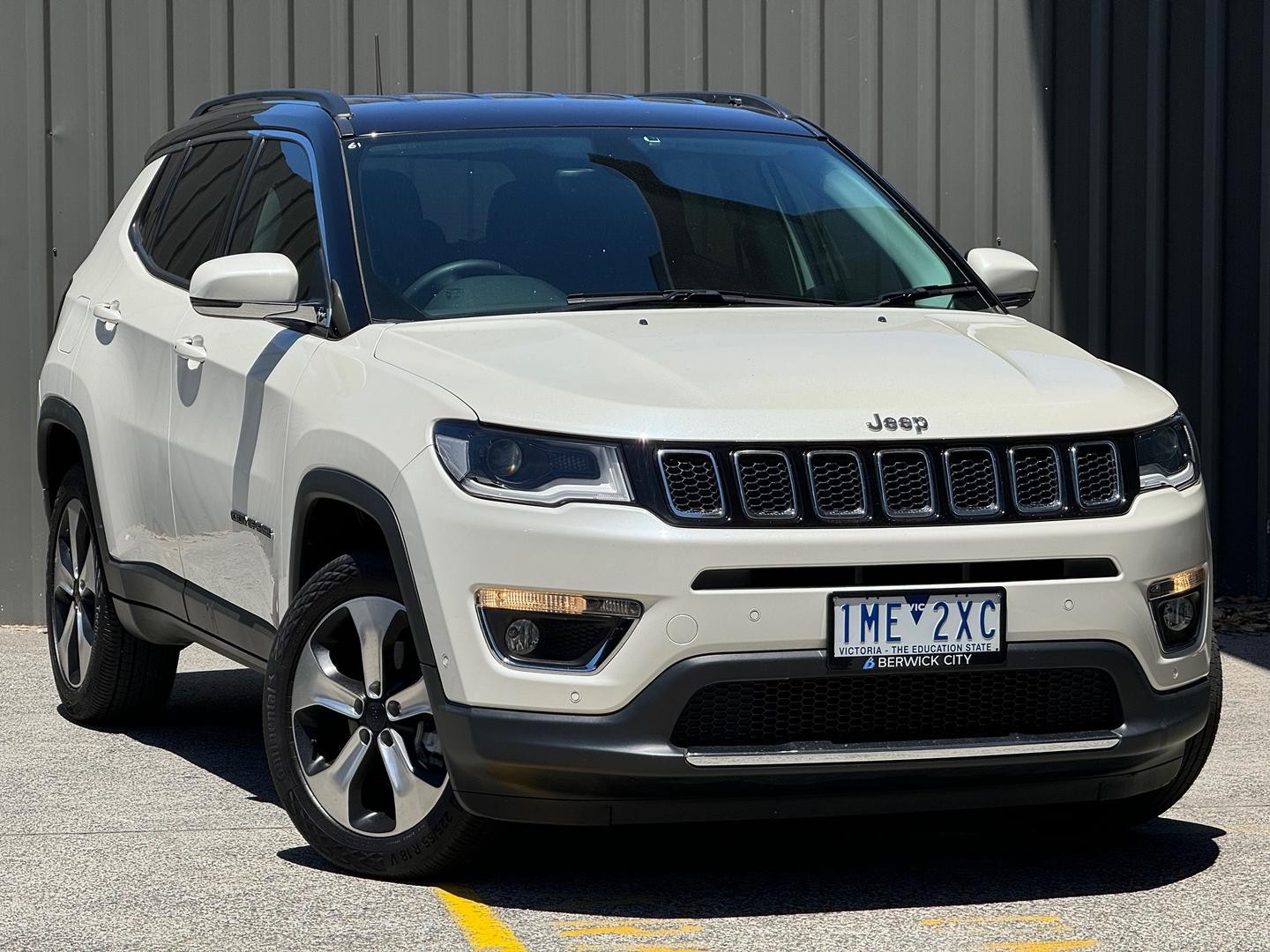 Jeep Compass image 1