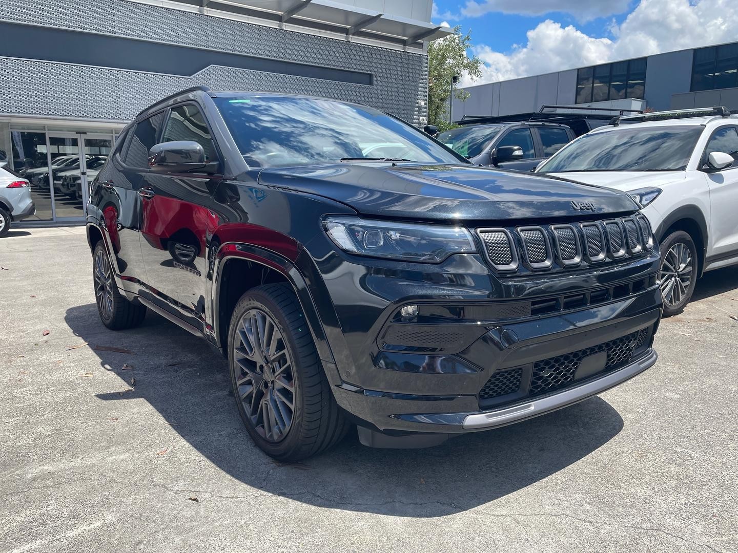 Jeep Compass image 1