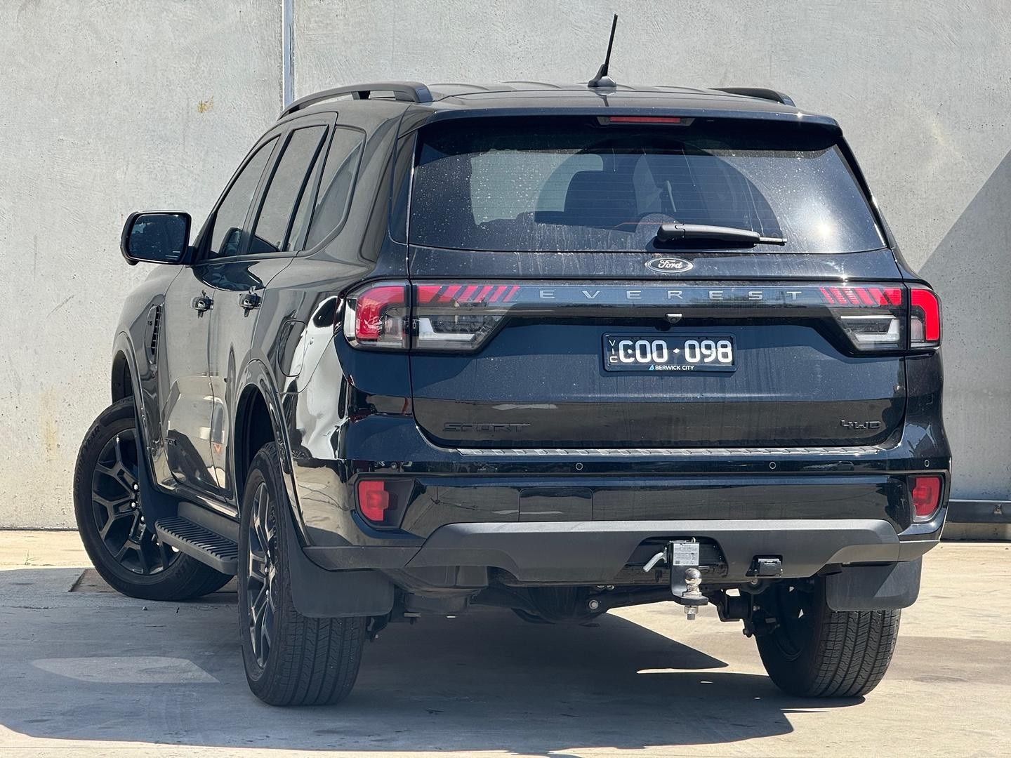 Ford Everest image 3