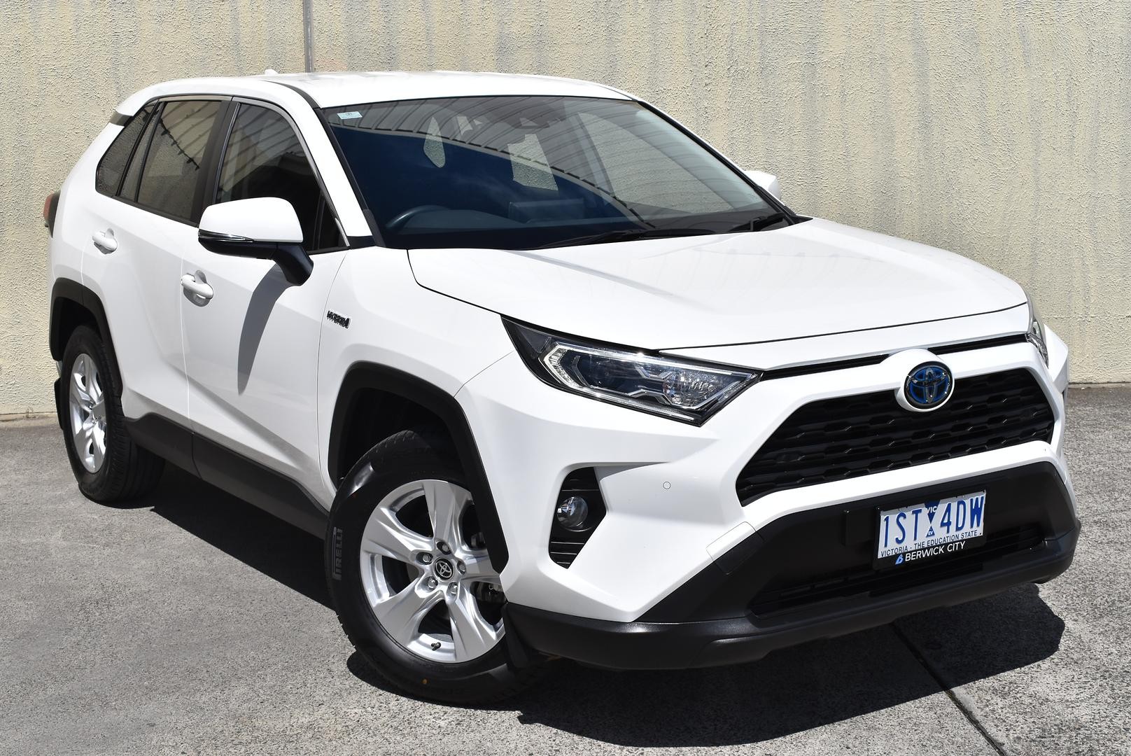 Toyota Rav4 image 1