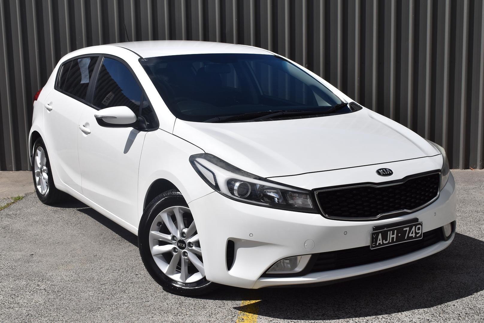 Kia Cerato image 1