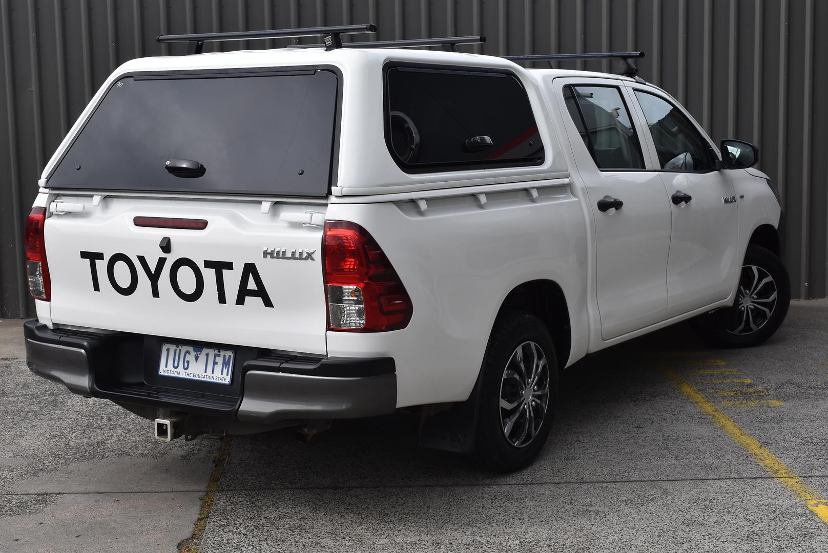 Toyota Hilux image 4