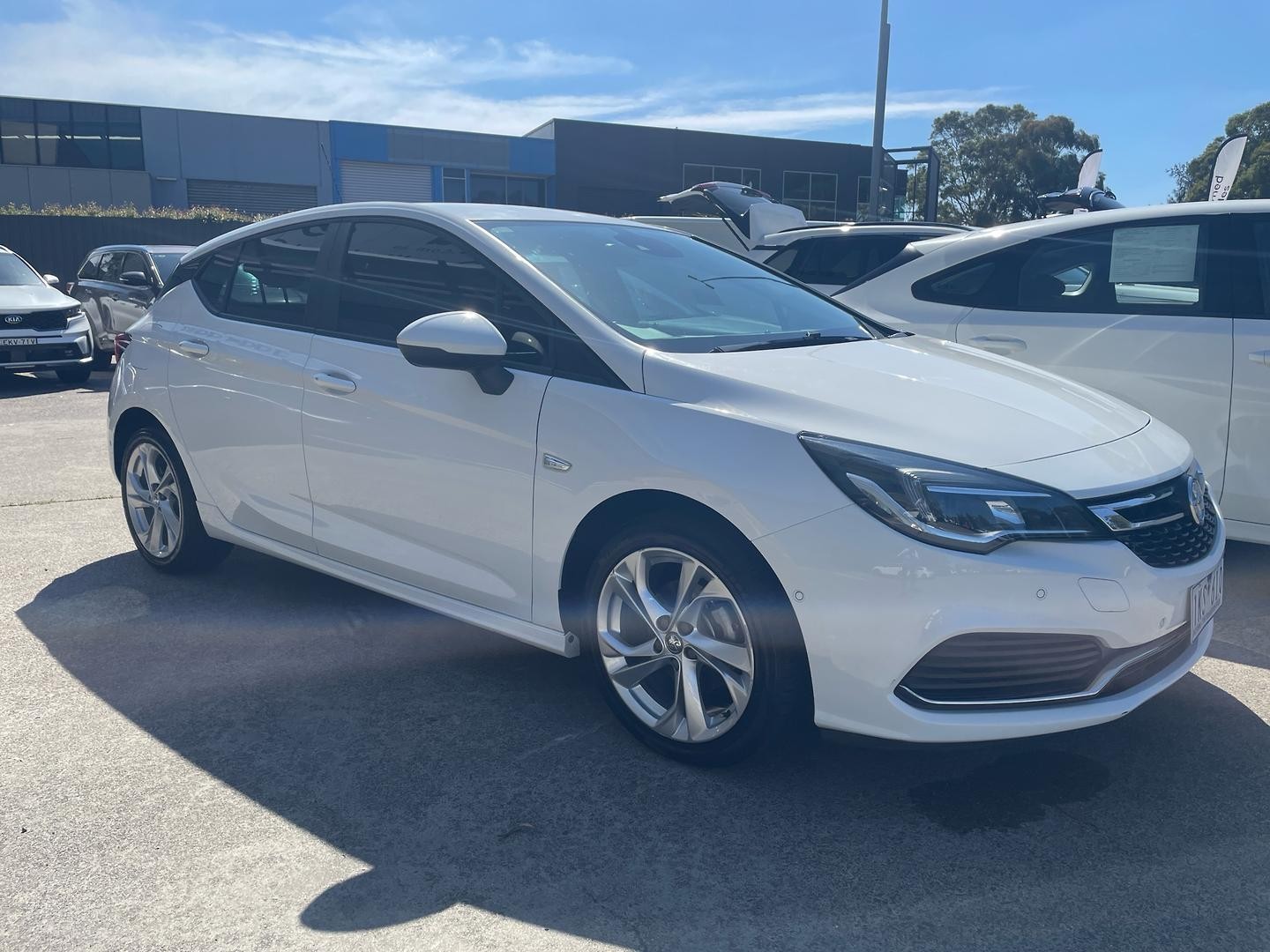 Holden Astra image 1