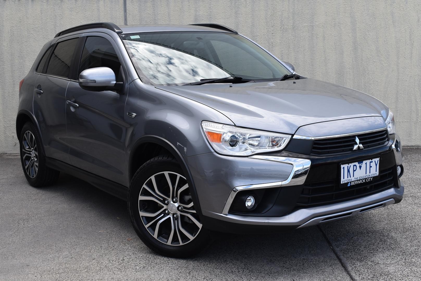 Mitsubishi Asx image 1