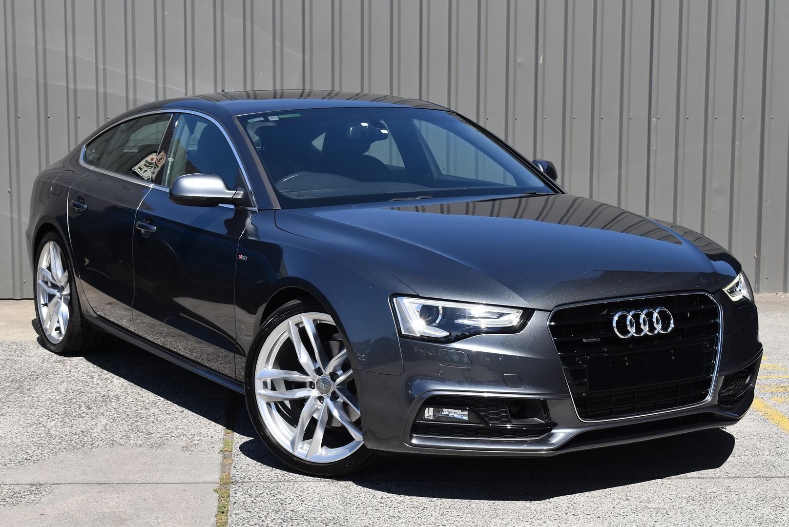 Audi A5 image 1