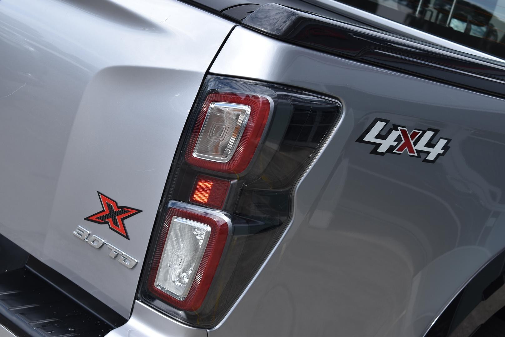 Isuzu D-max image 4