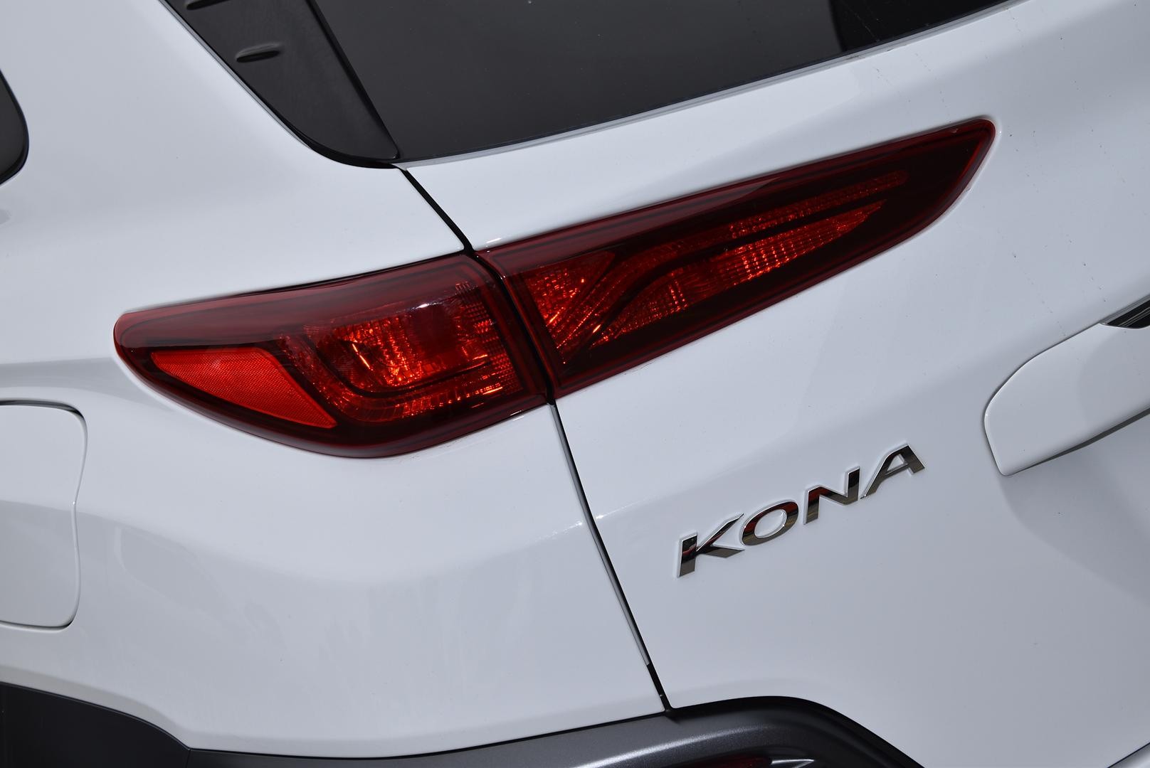 Hyundai Kona image 3