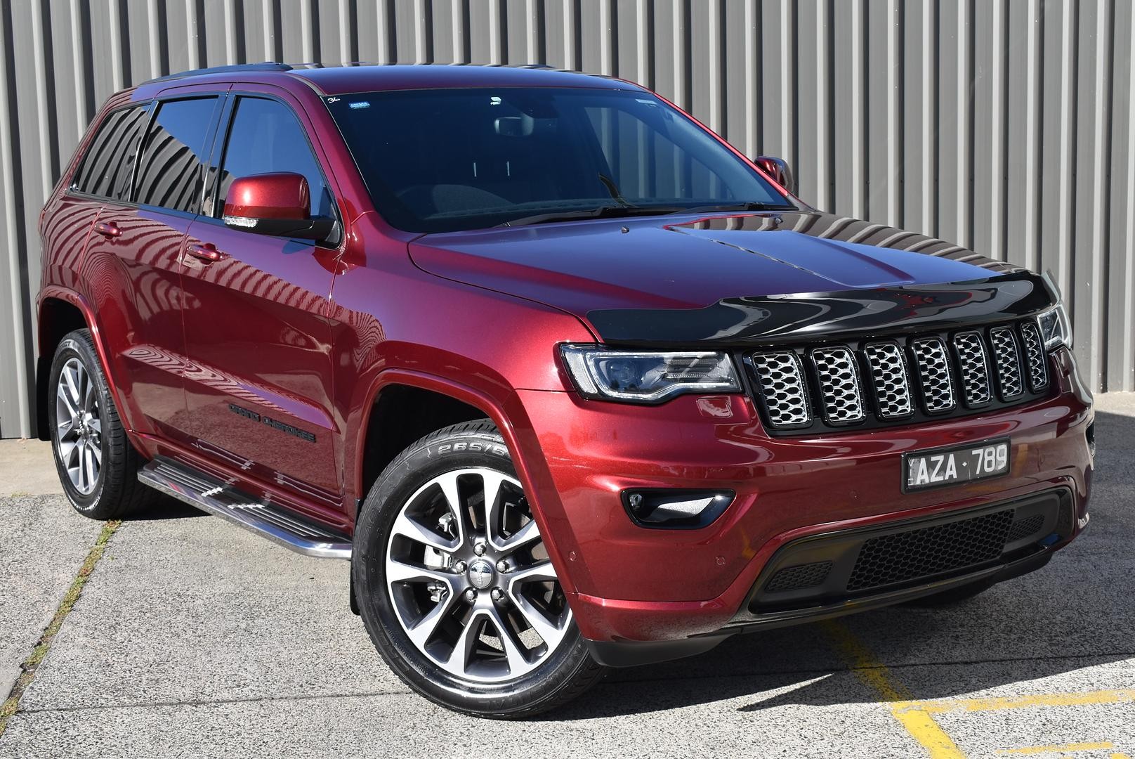 Jeep Grand Cherokee image 1