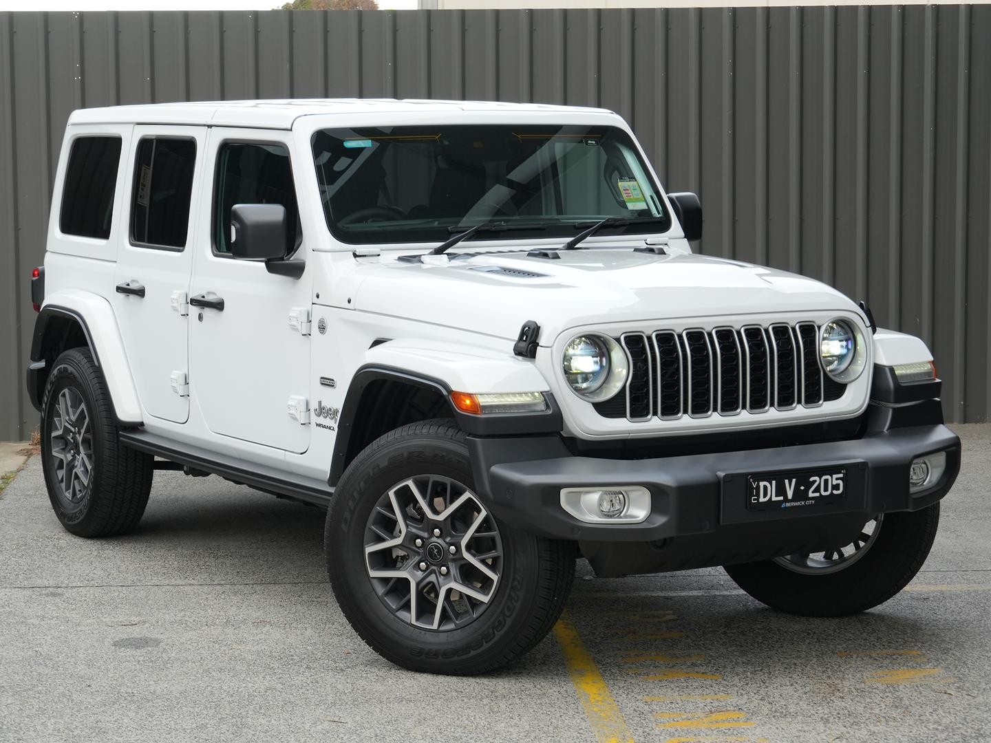 Jeep Wrangler image 1