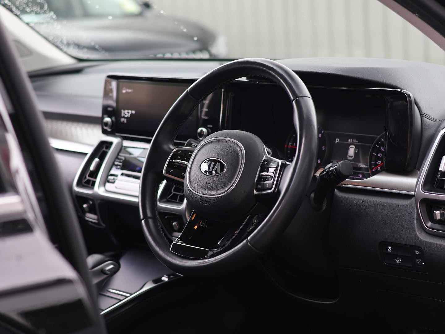 Kia Sorento image 2