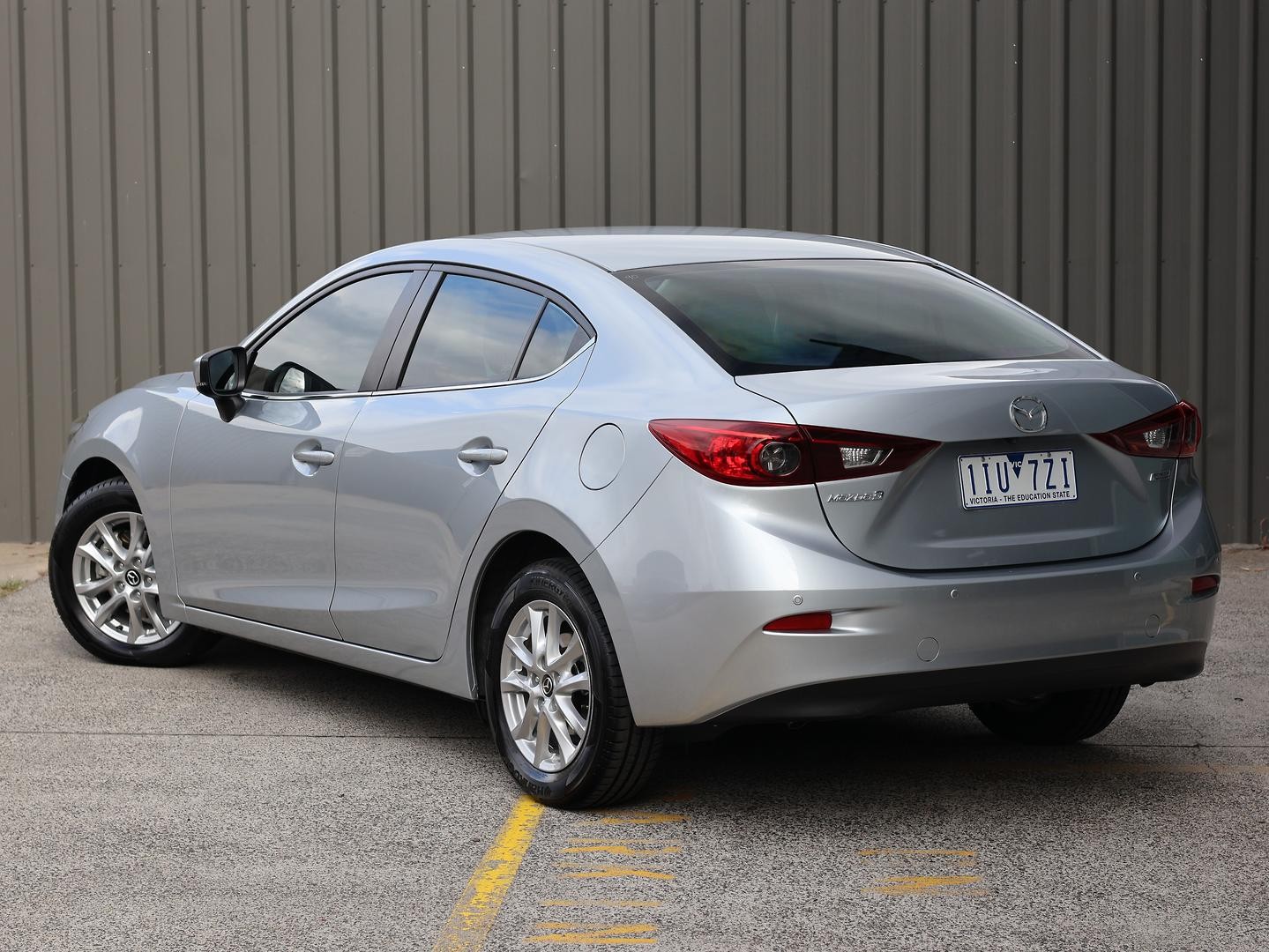 Mazda 3 image 3
