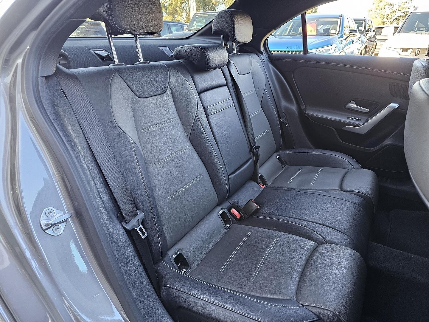 Mercedes Benz A-class image 2