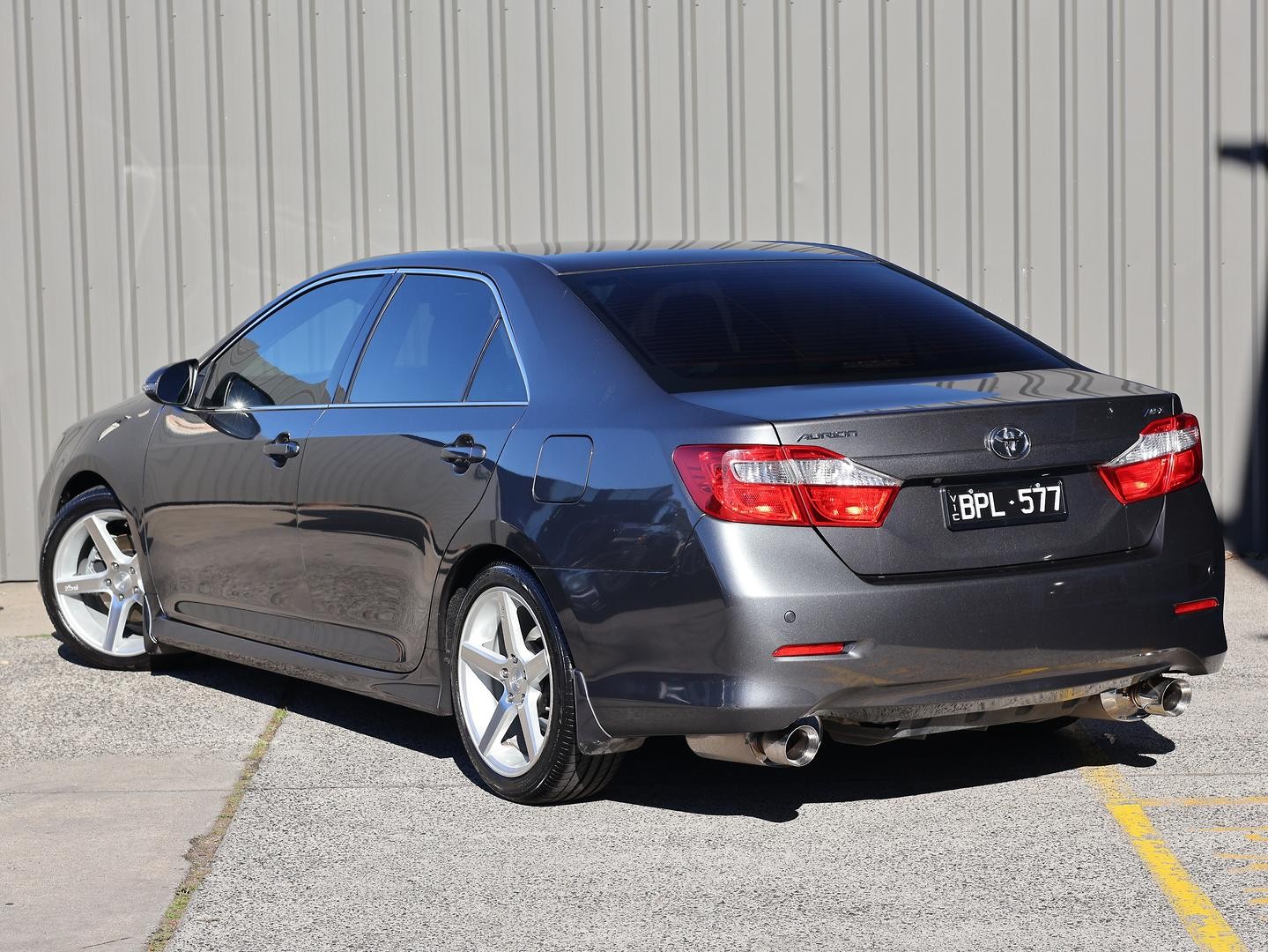 Toyota Aurion image 3