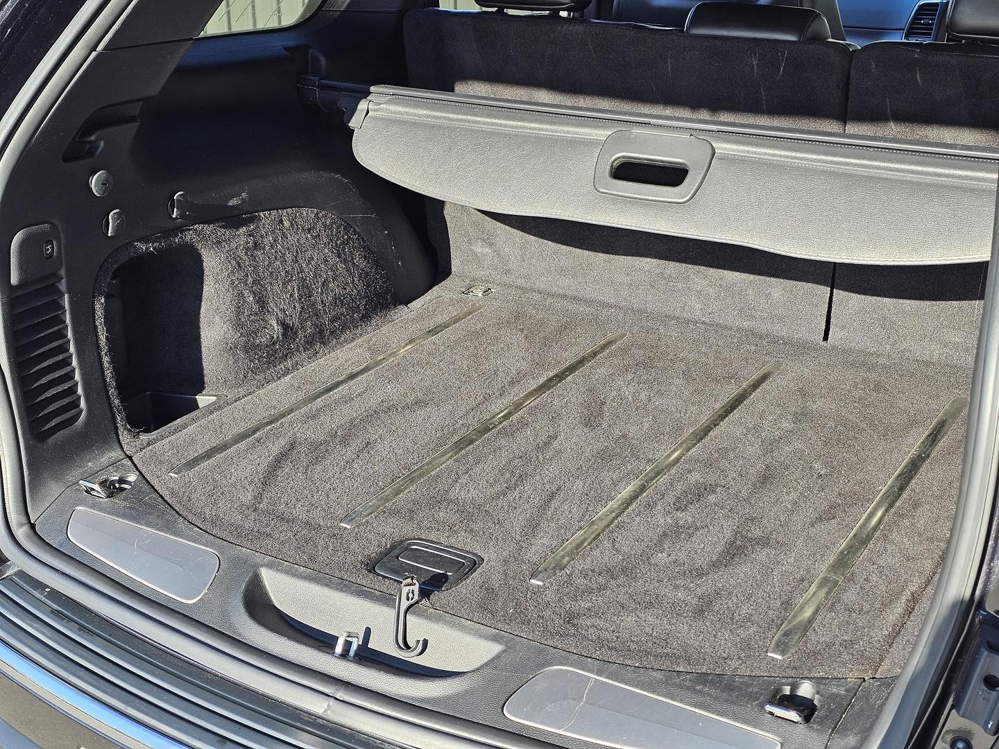 Jeep Grand Cherokee image 3