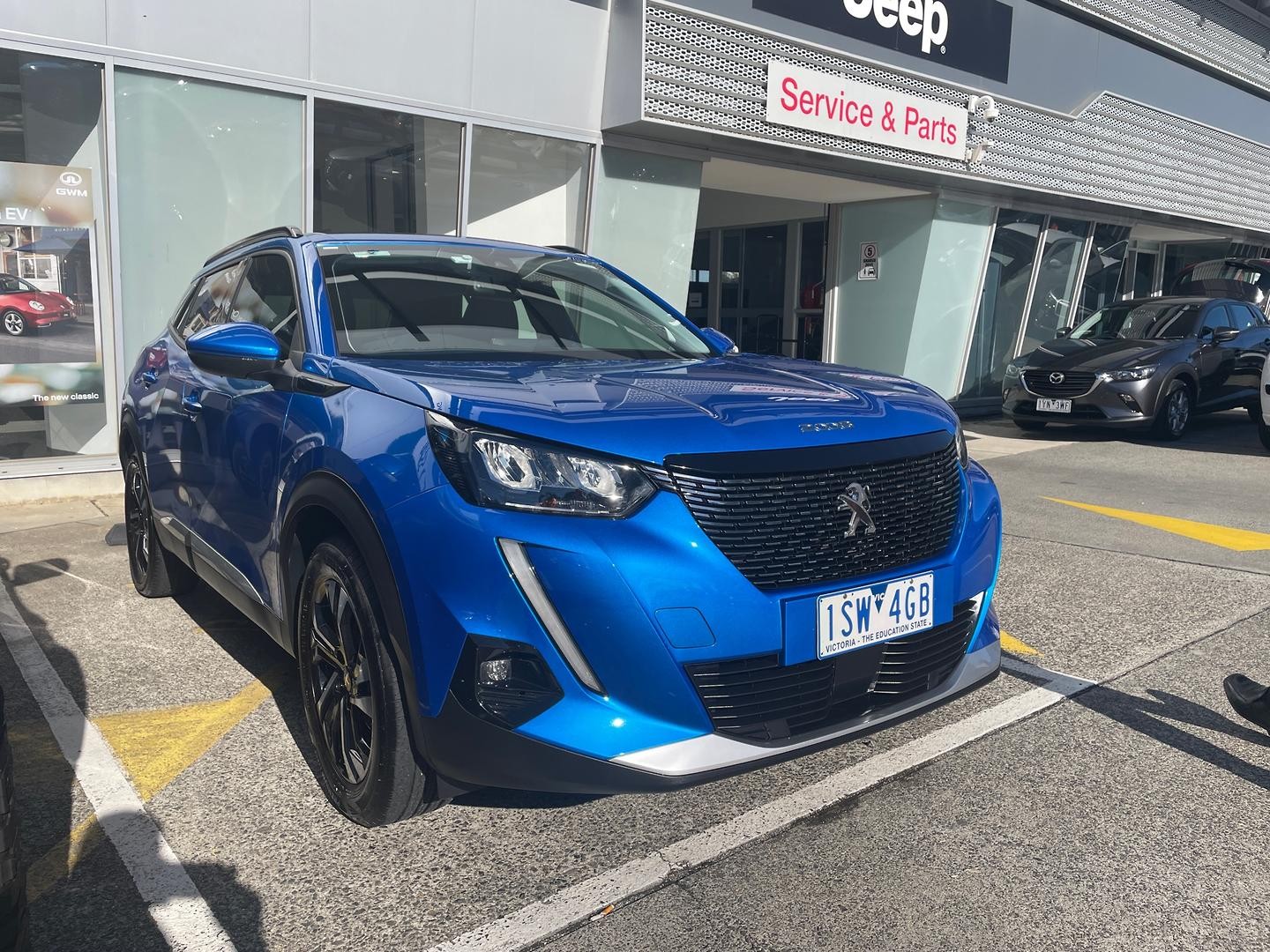 Peugeot 2008 image 2