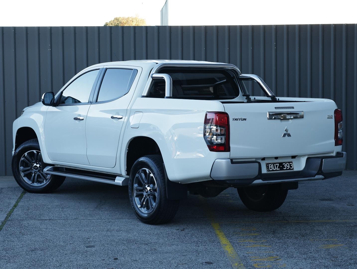 Mitsubishi Triton image 3