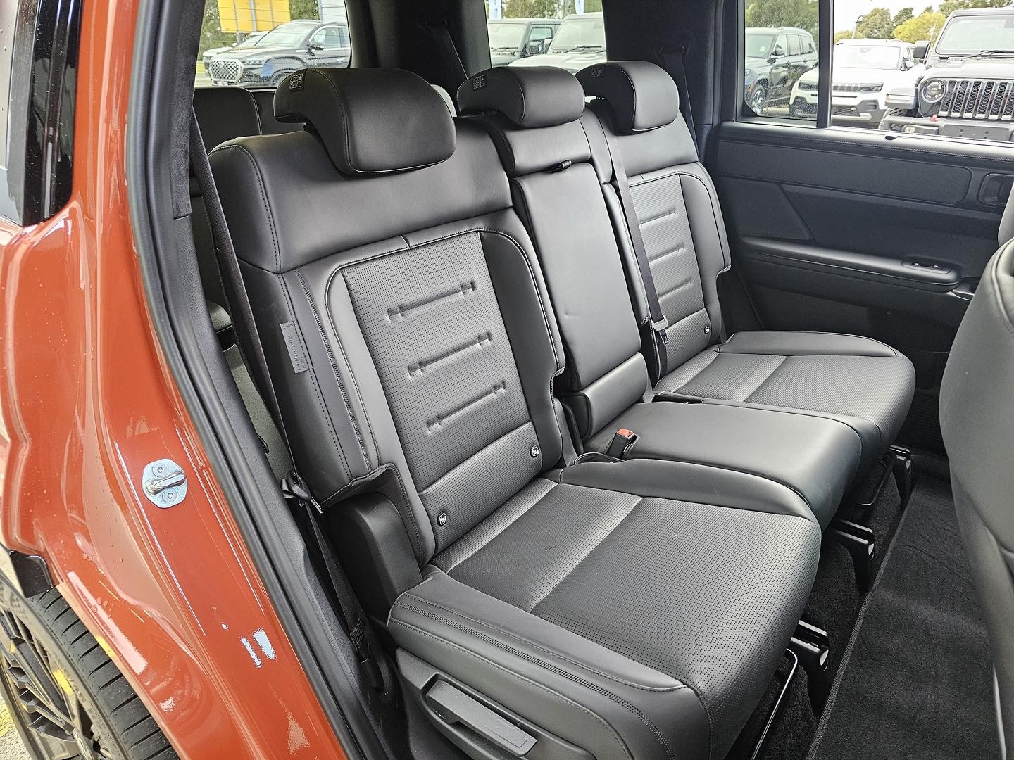 Hyundai Santa Fe image 2