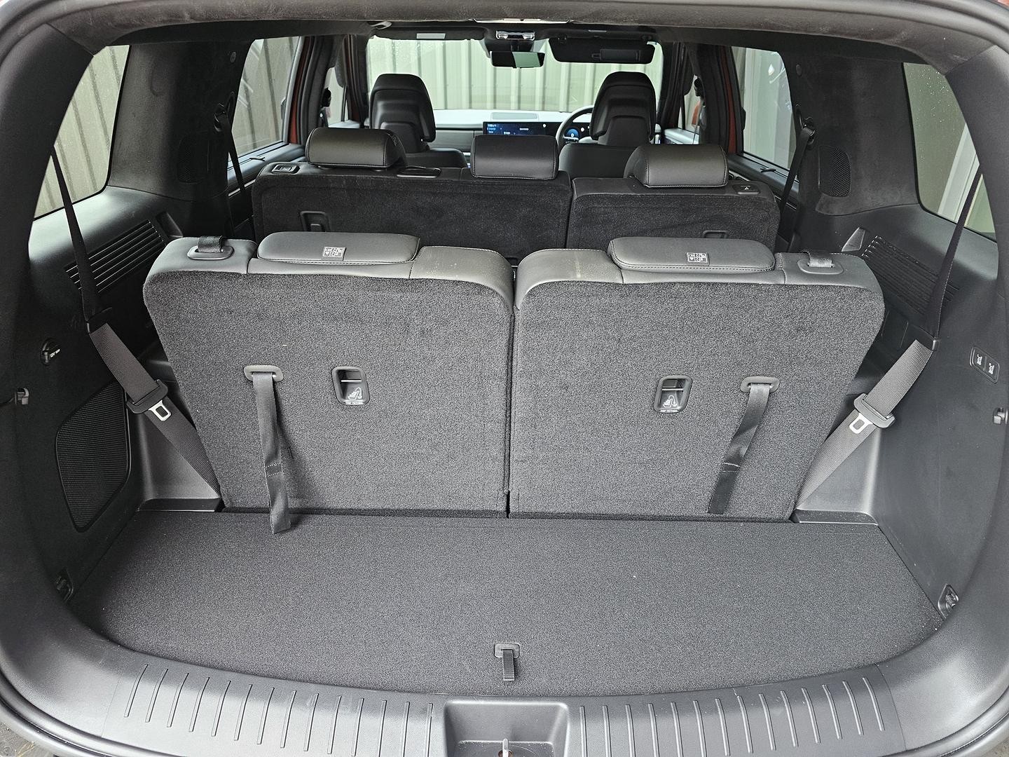 Hyundai Santa Fe image 4