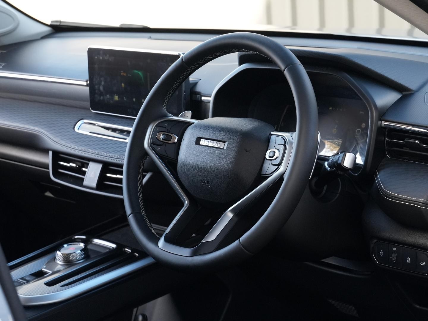 Gwm Haval Jolion image 2