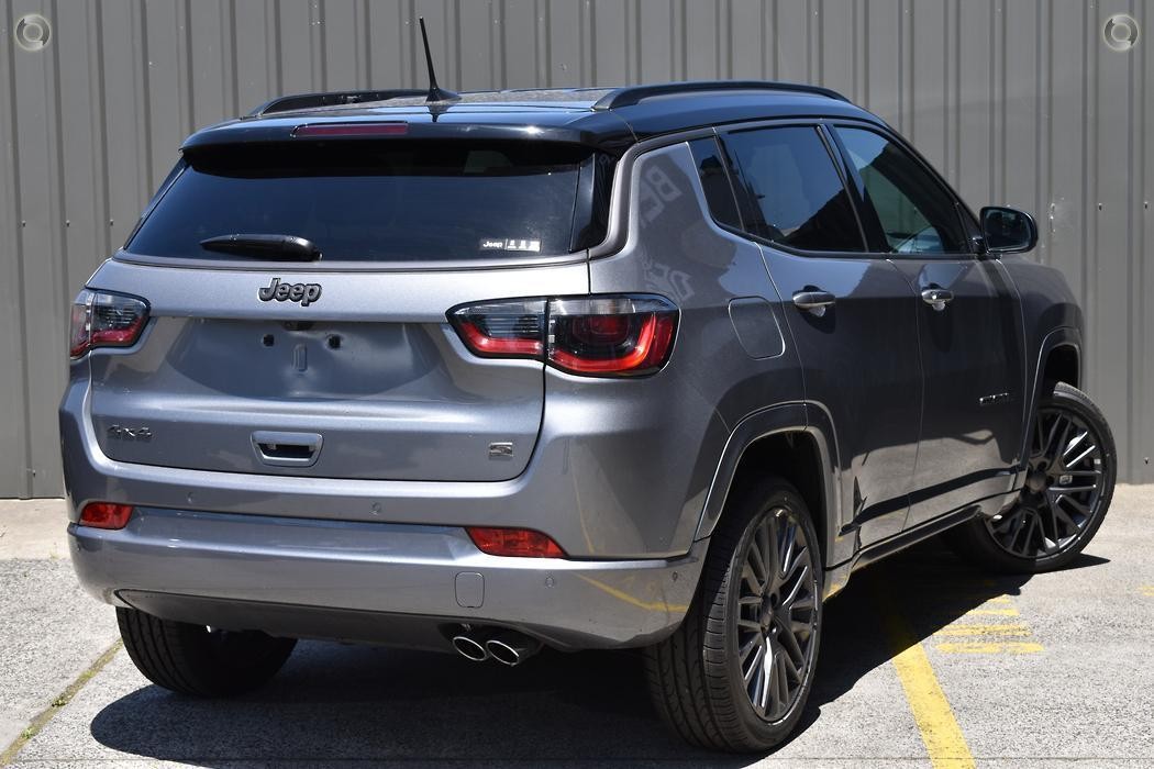 Jeep Compass image 4