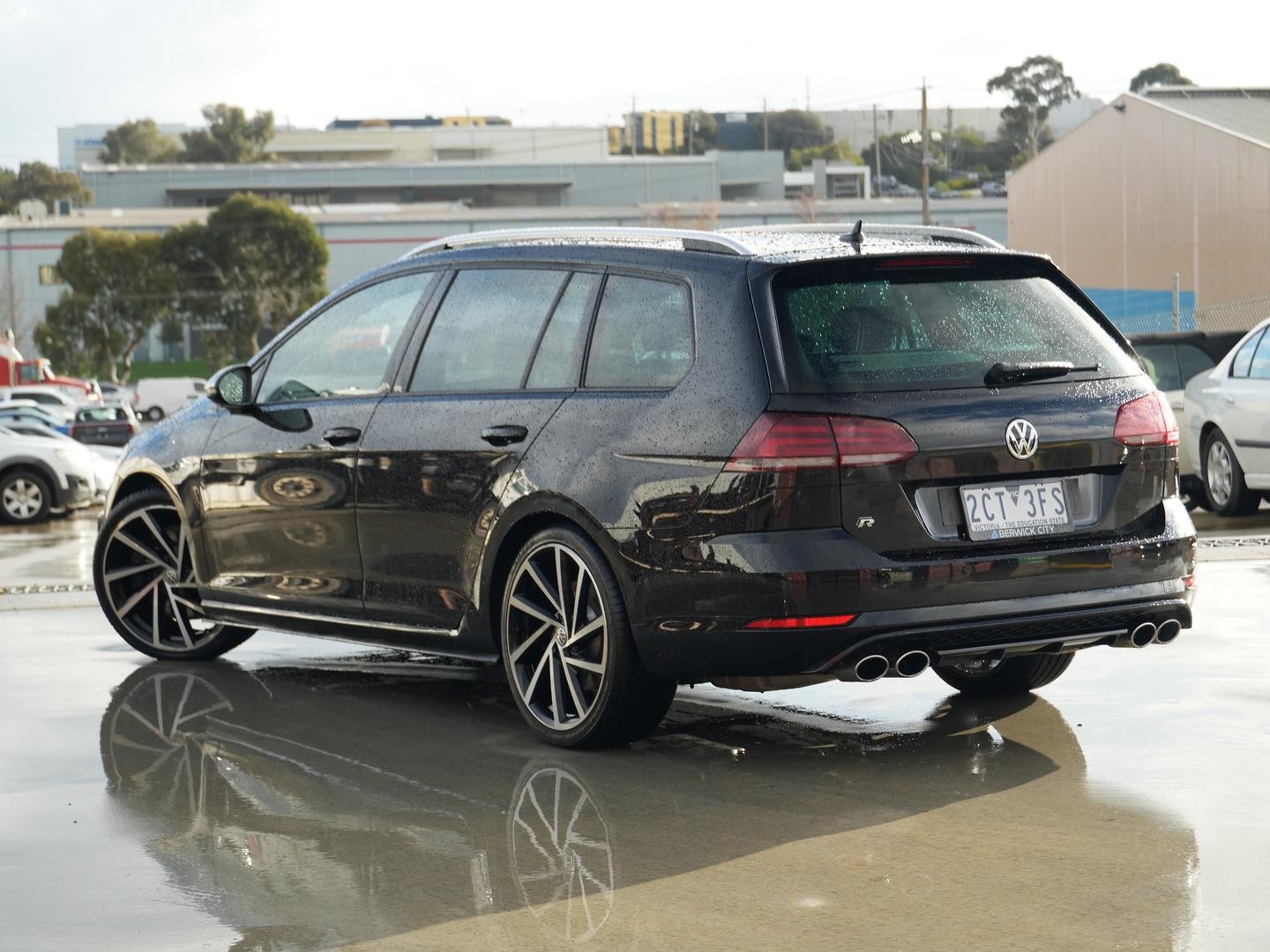Volkswagen Golf image 3