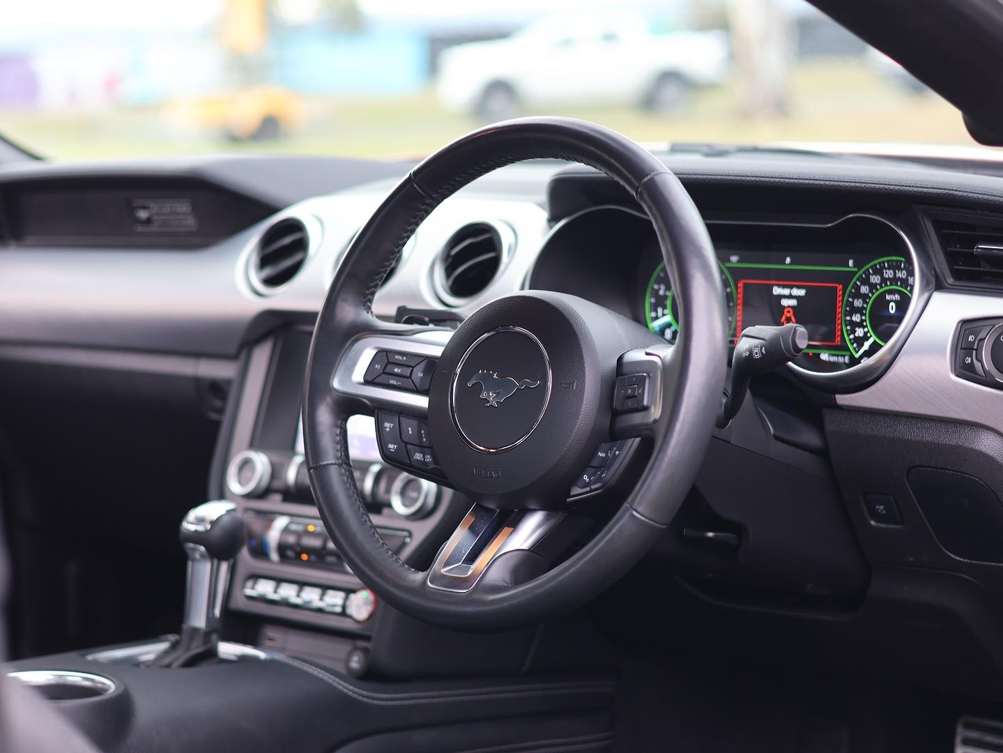 Ford Mustang image 2
