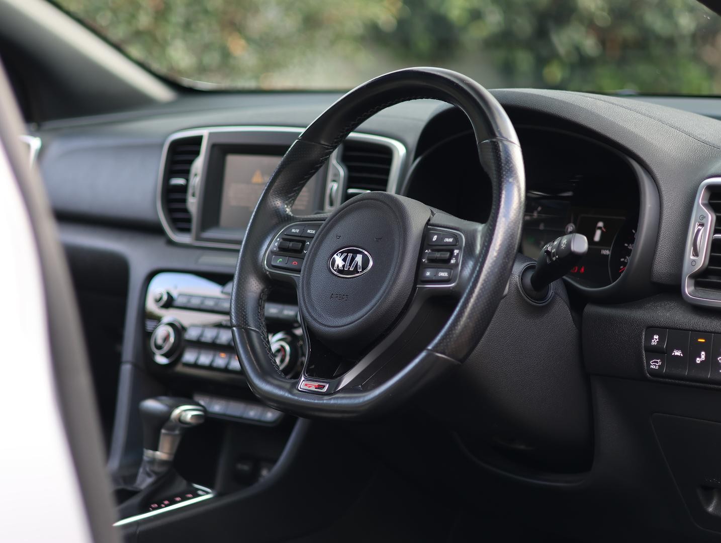 Kia Sportage image 2