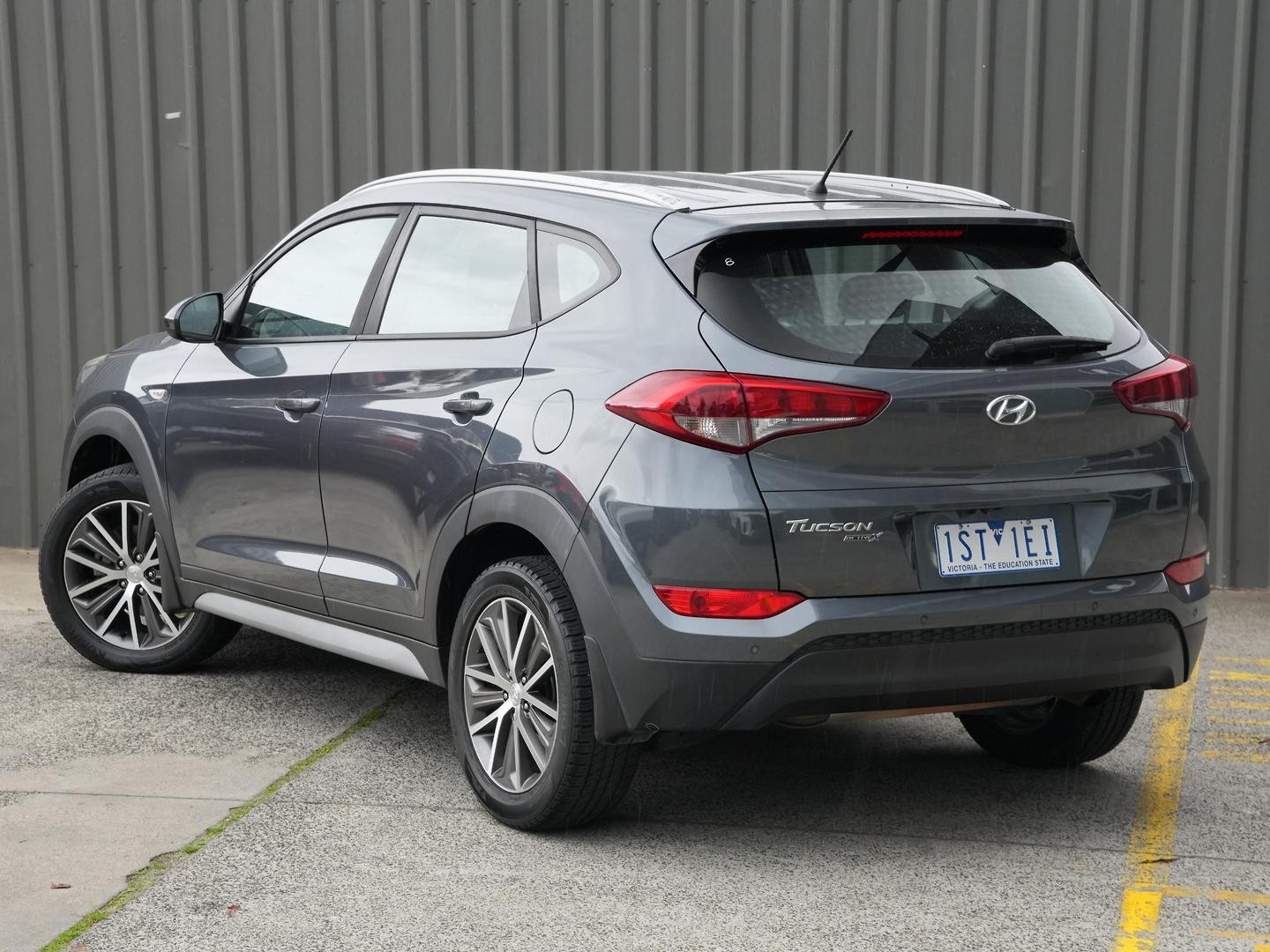 Hyundai Tucson image 3