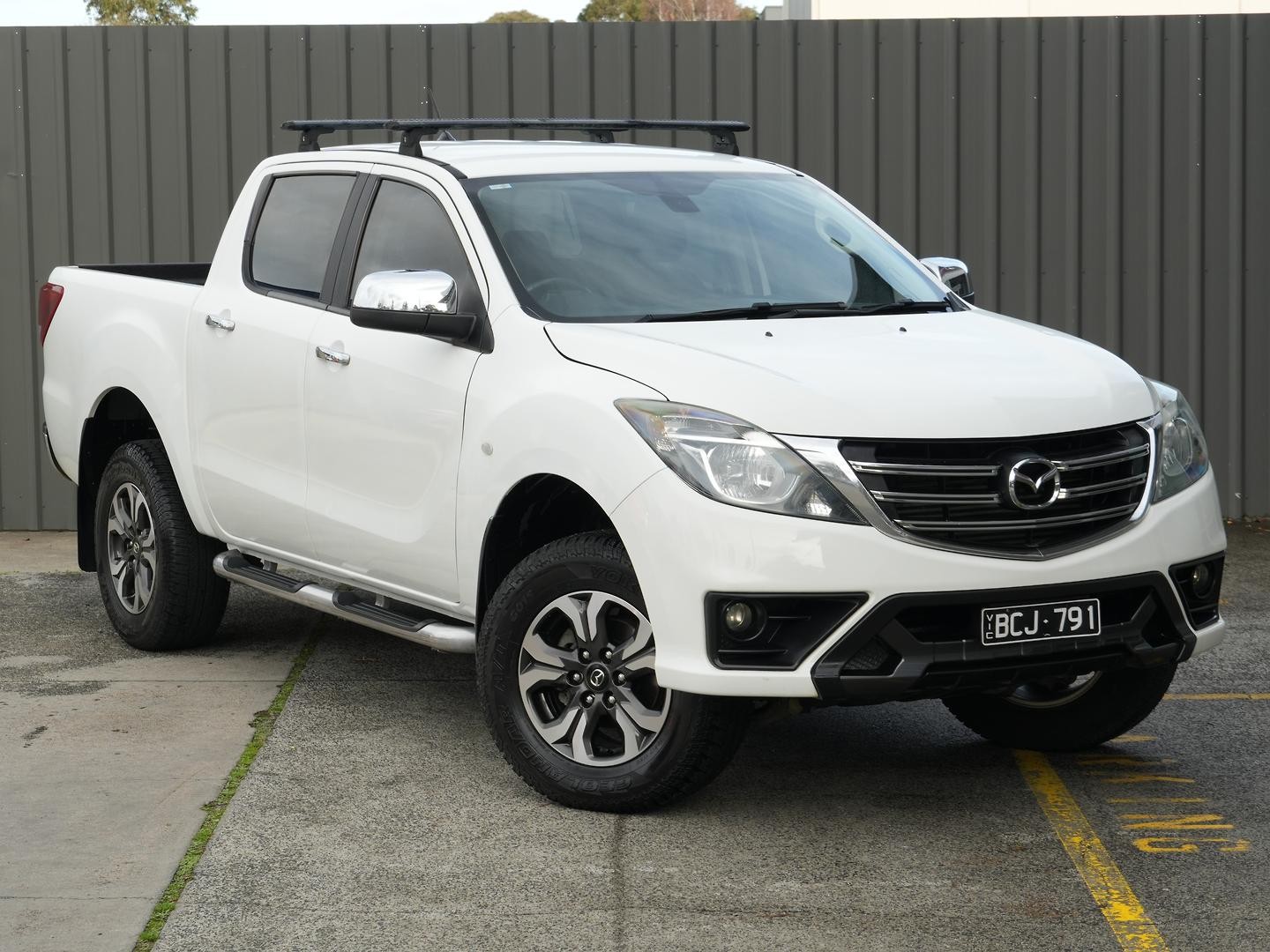 Mazda Bt-50 image 1