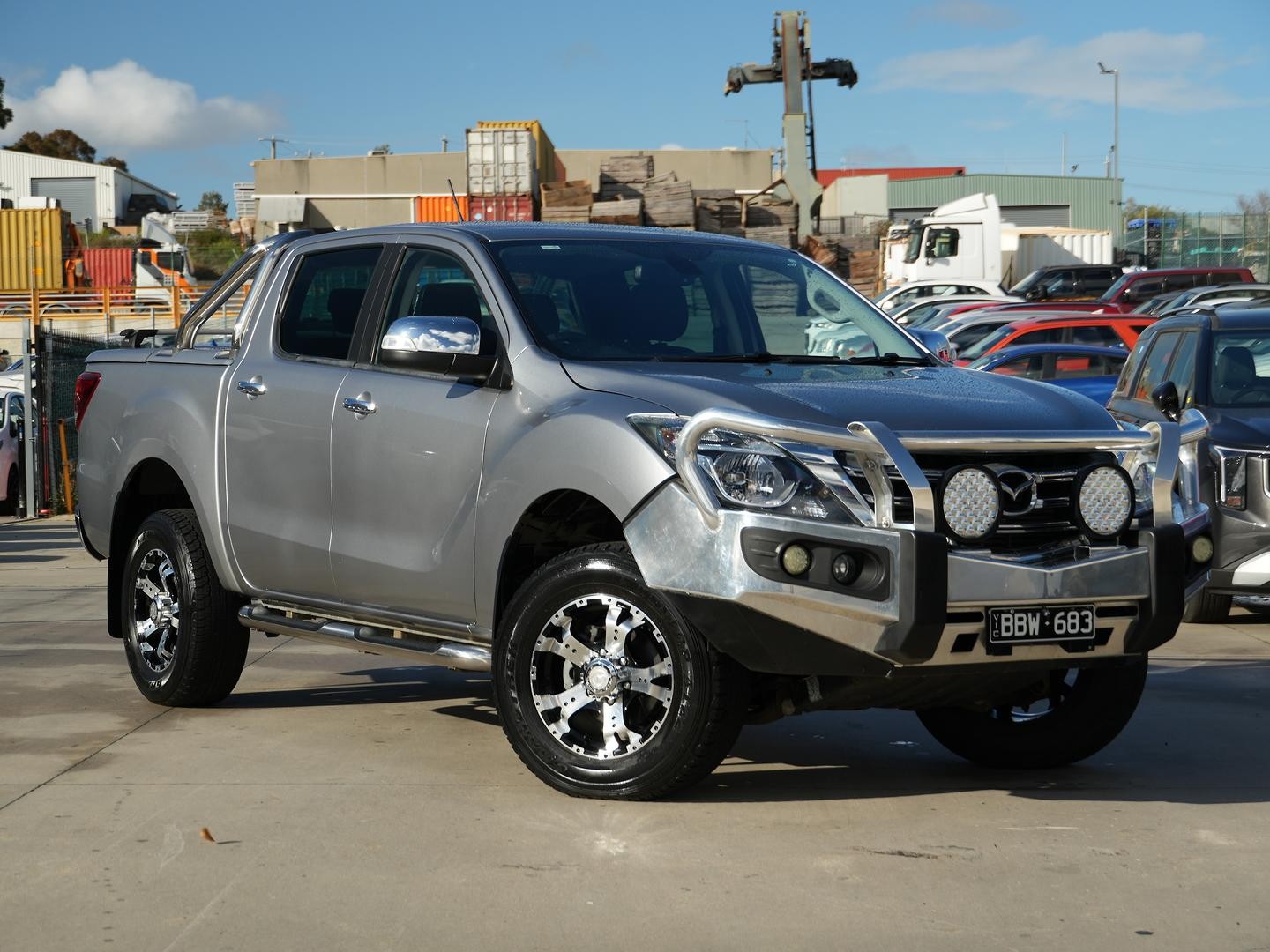 Mazda Bt-50 image 1