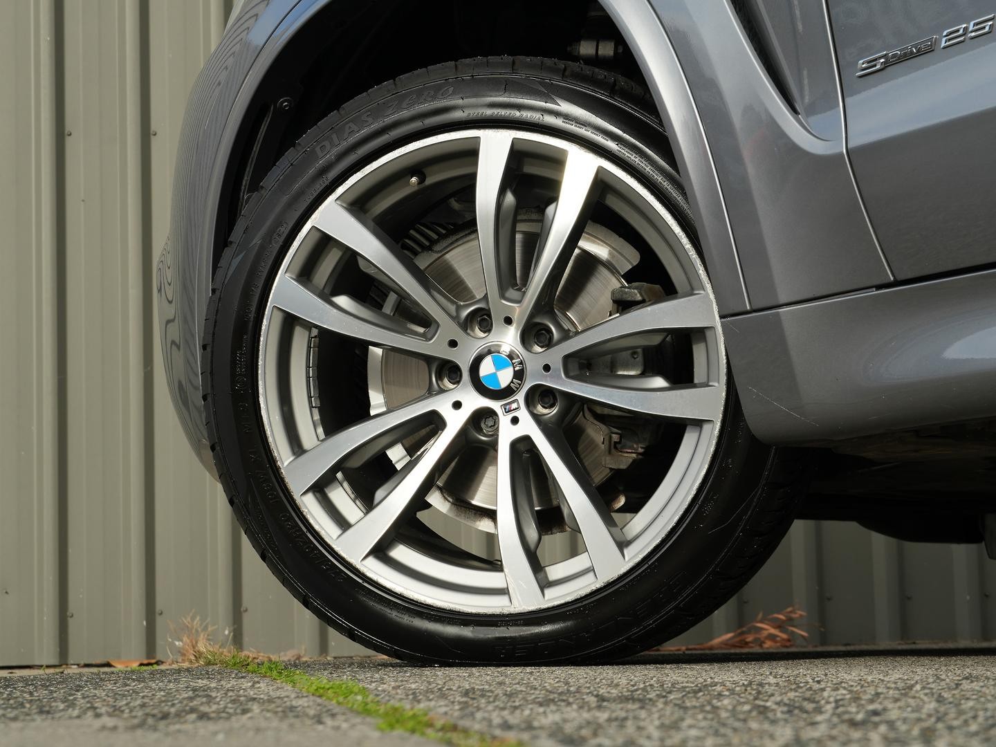 BMW X5 image 4