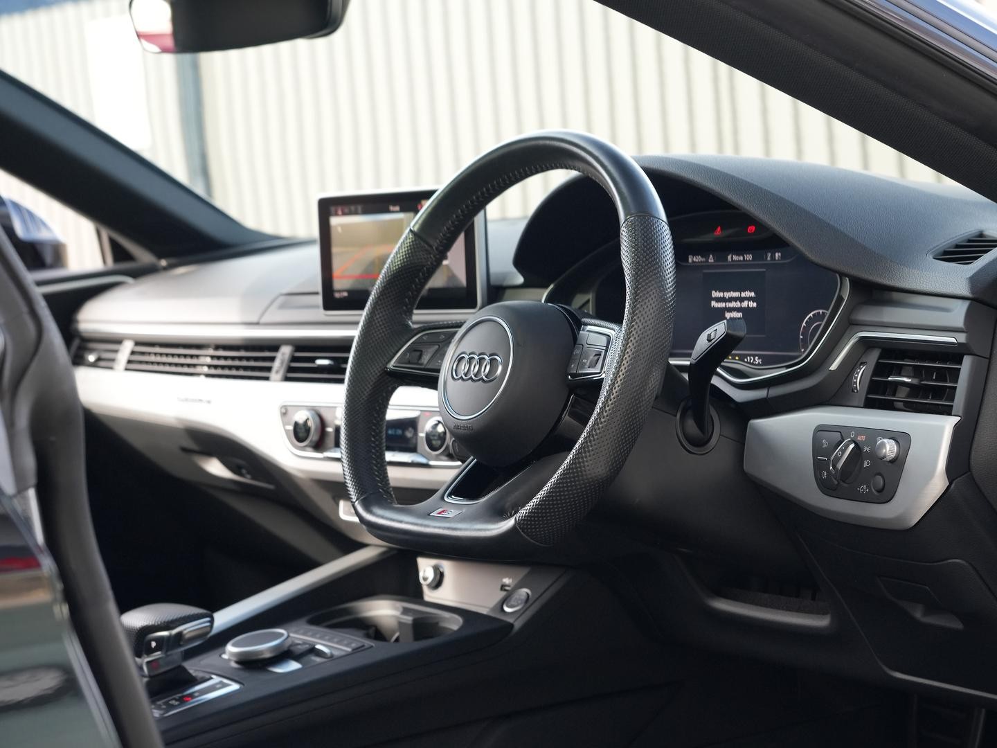 Audi A5 image 2