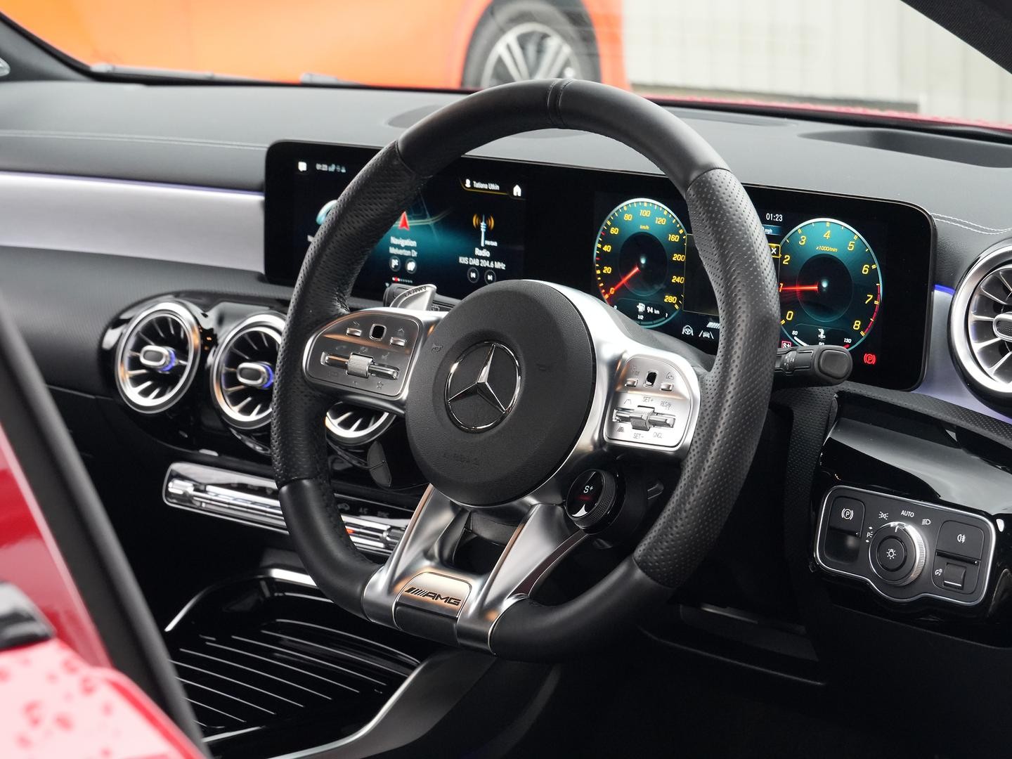 Mercedes Benz A-class image 2