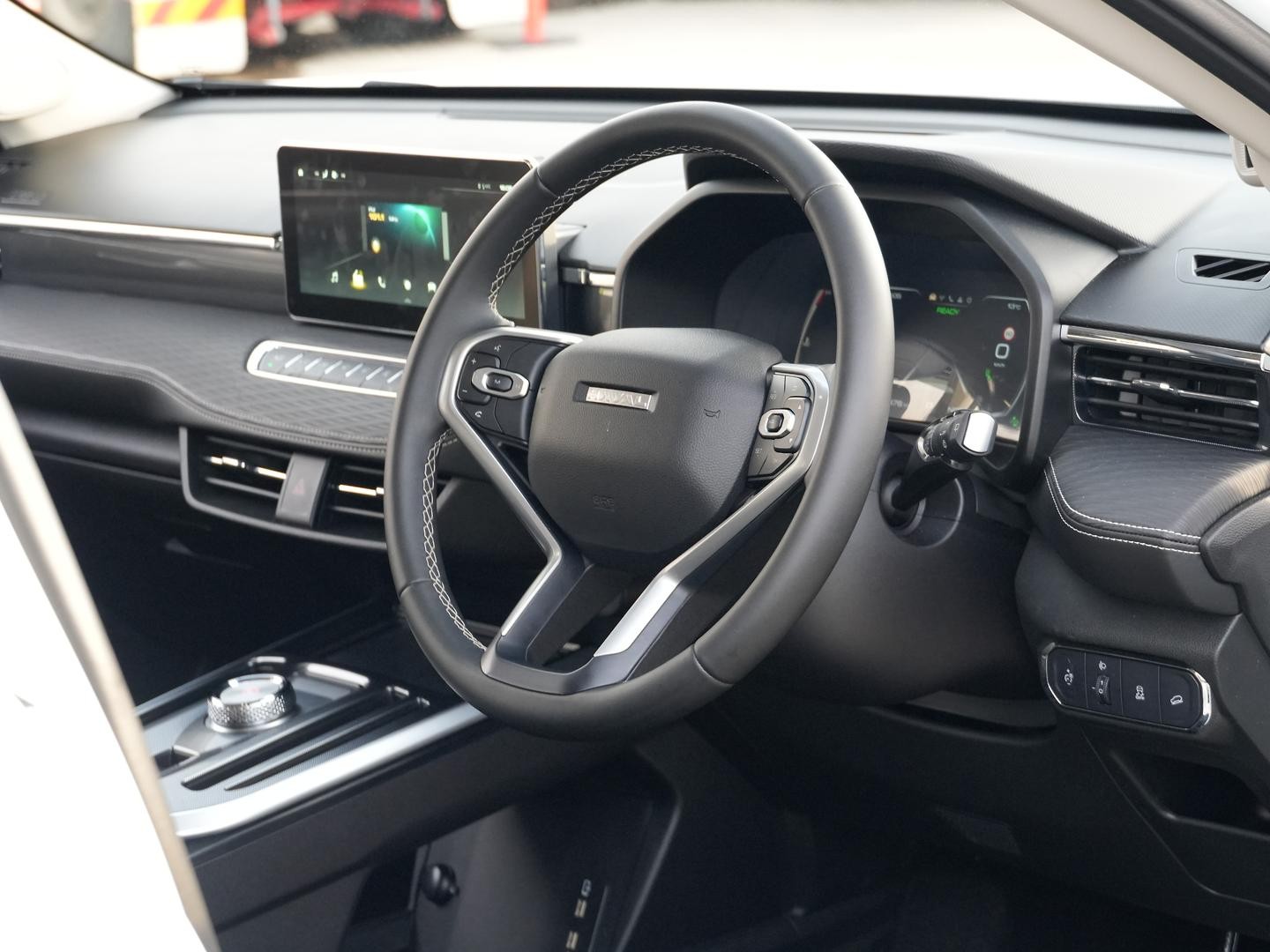 Gwm Haval Jolion image 2