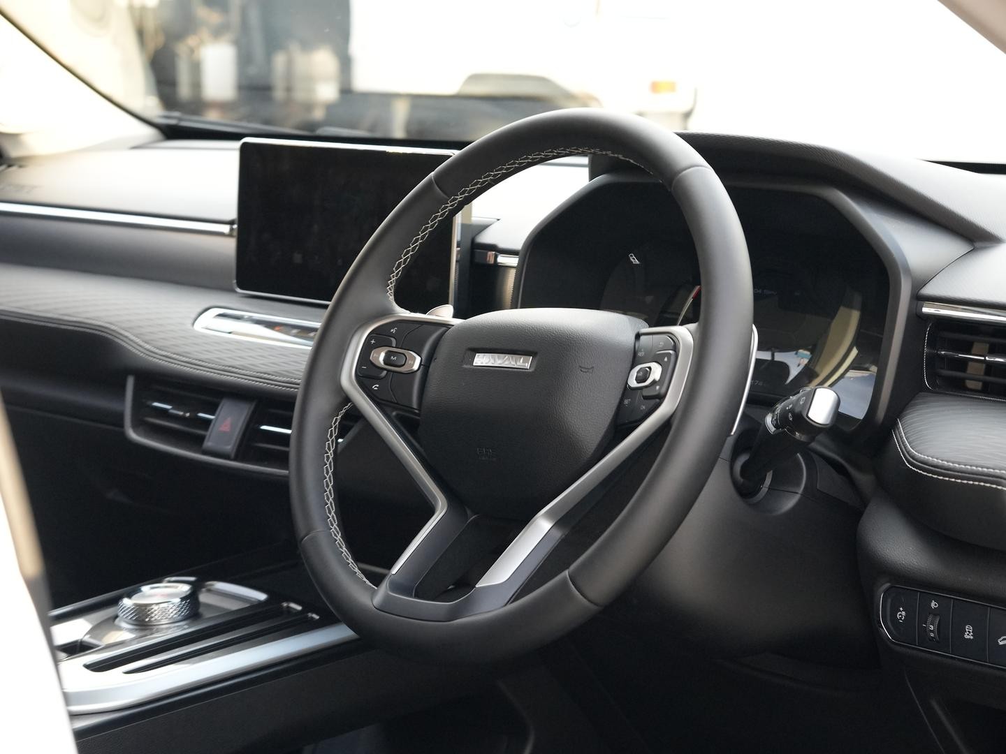 Gwm Haval Jolion image 2