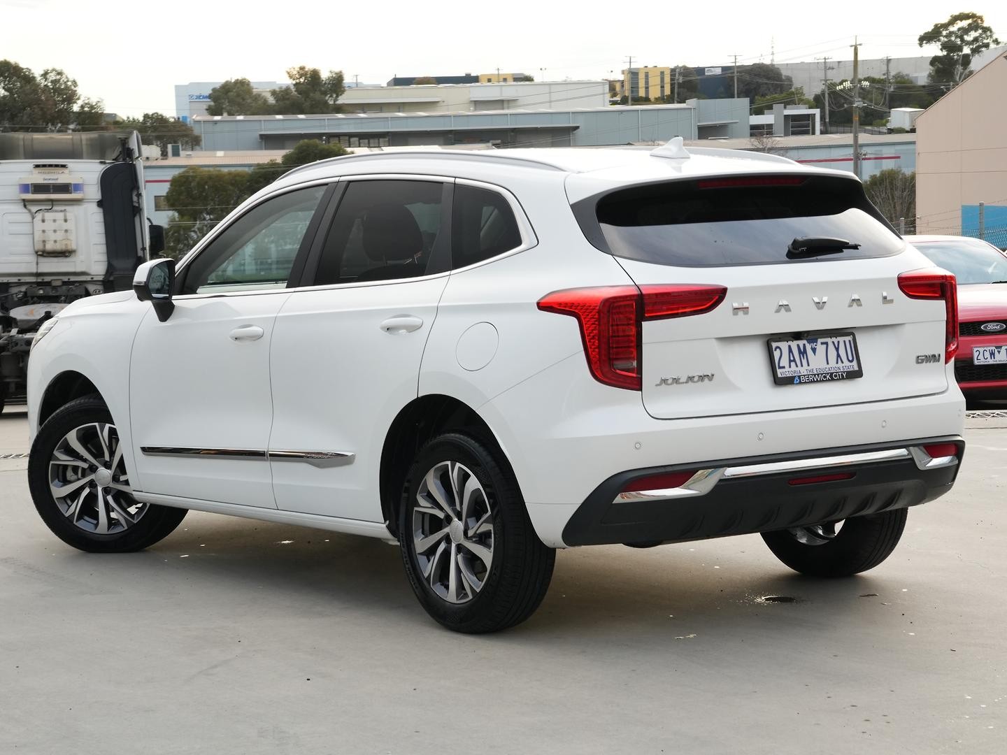 Gwm Haval Jolion image 3