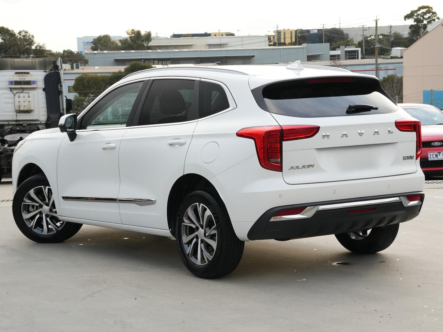 Gwm Haval Jolion image 3