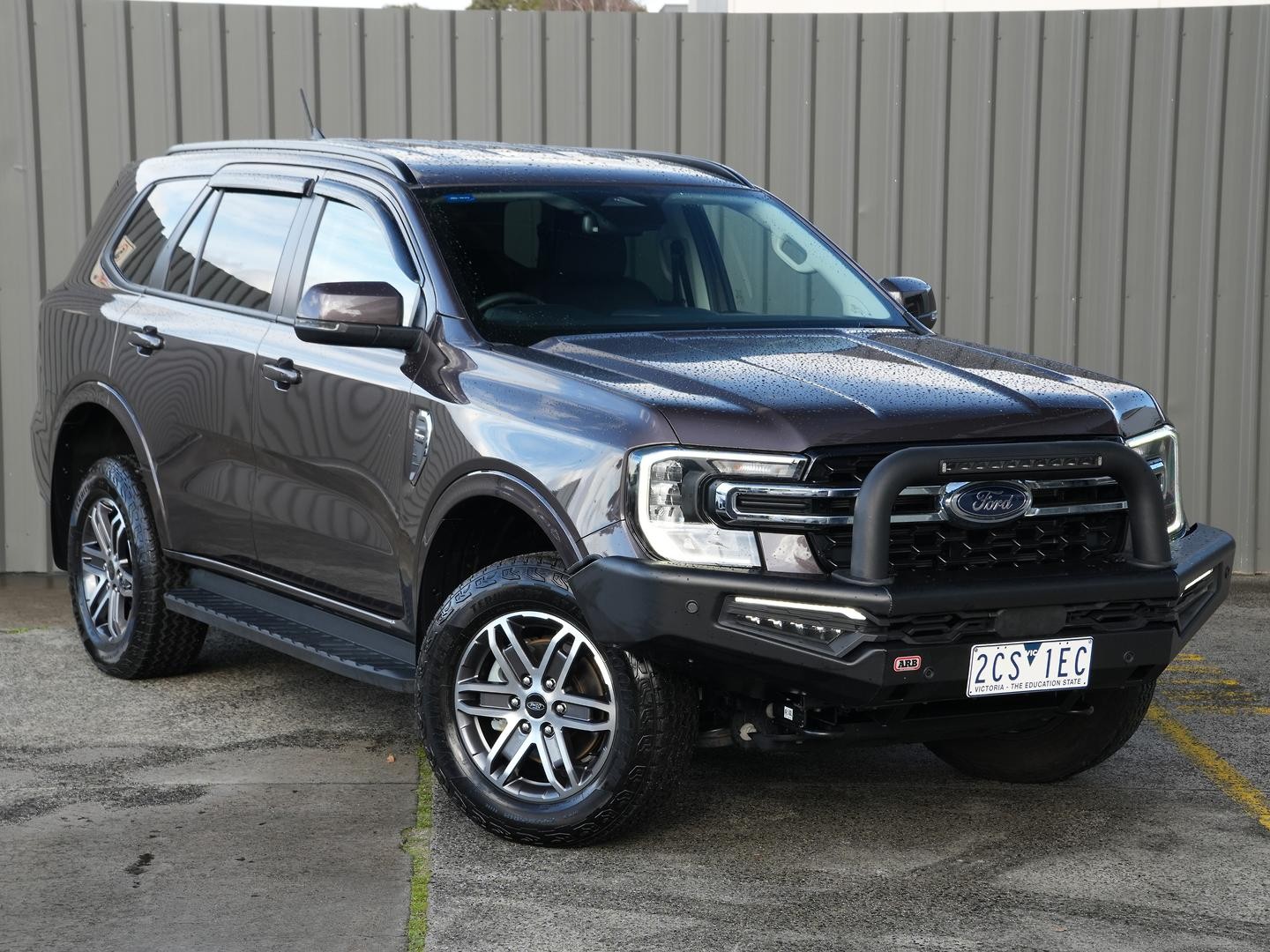 Ford Everest image 1