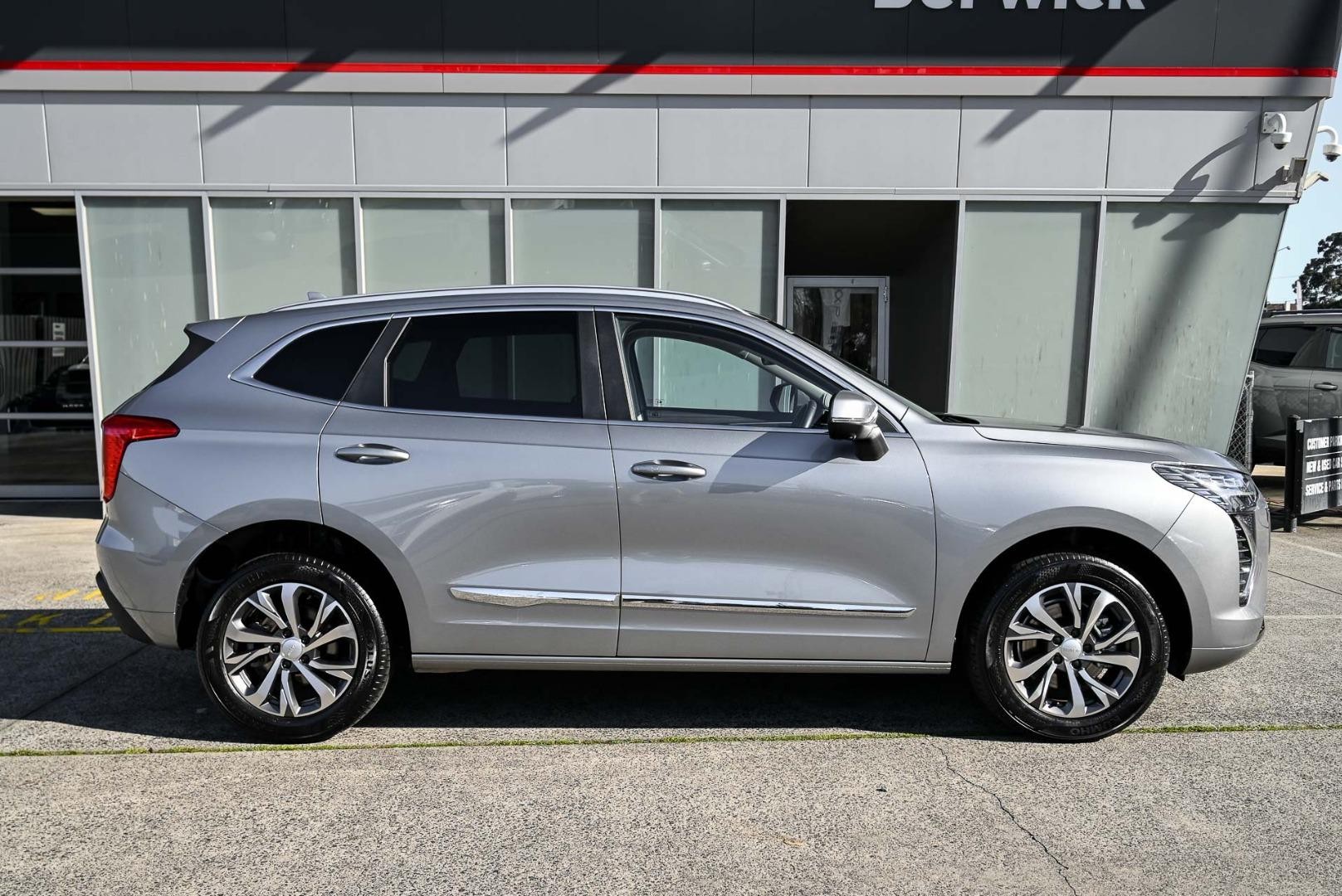 Haval Jolion image 3