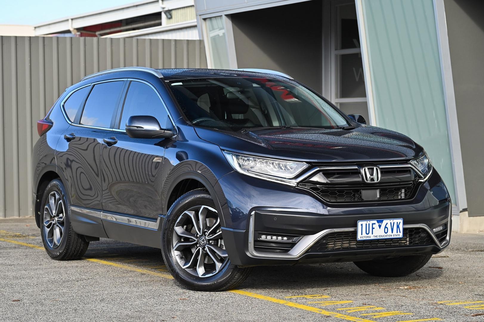 Honda Cr-v image 1