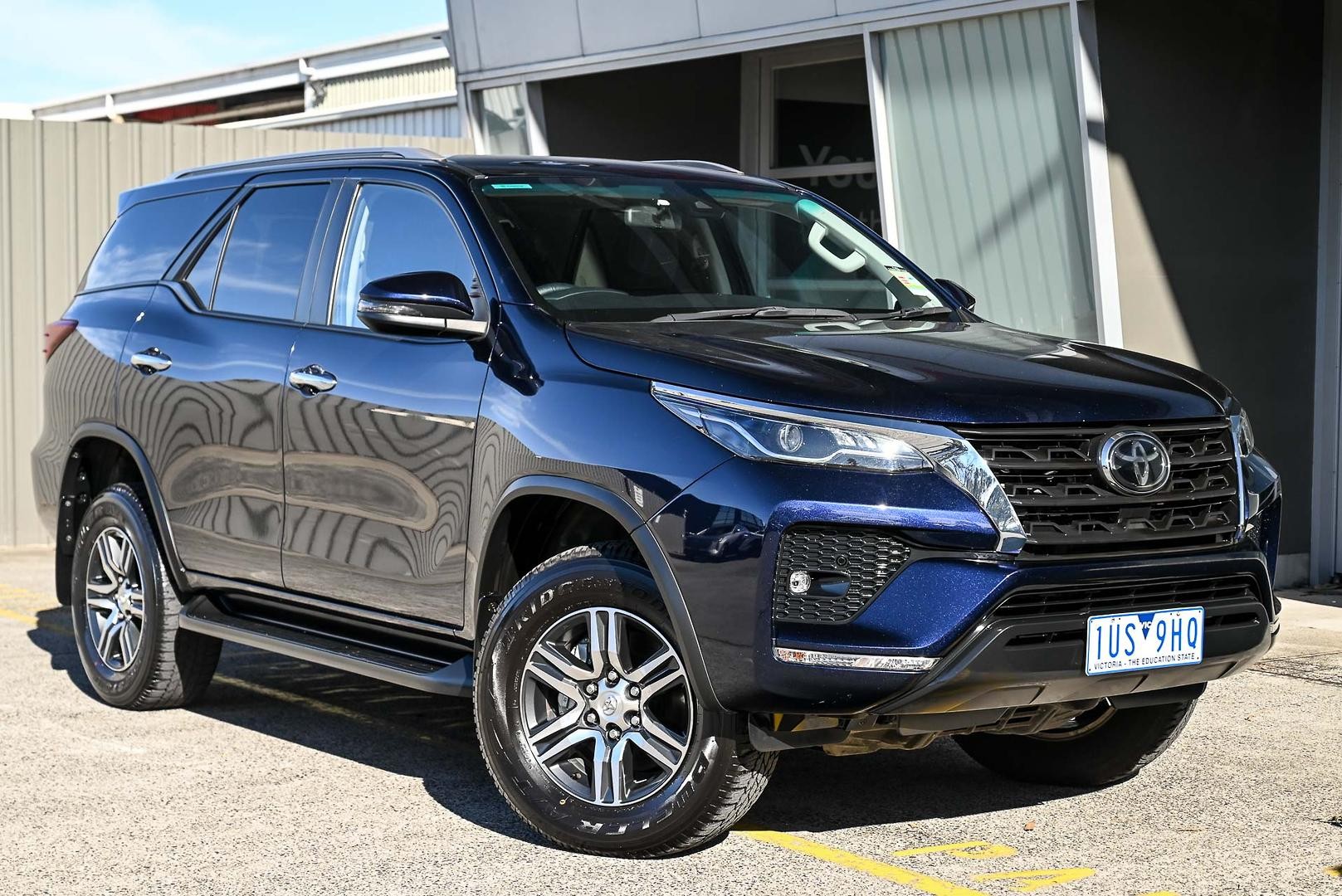 Toyota Fortuner image 1