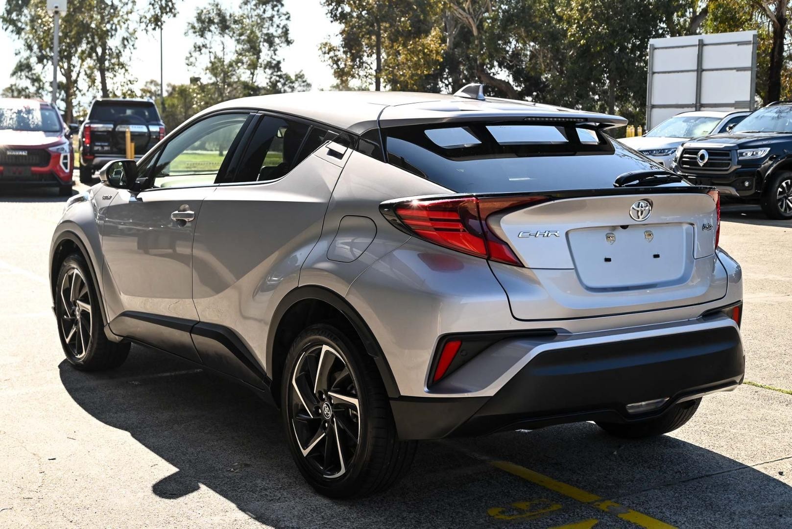 Toyota C-hr image 3